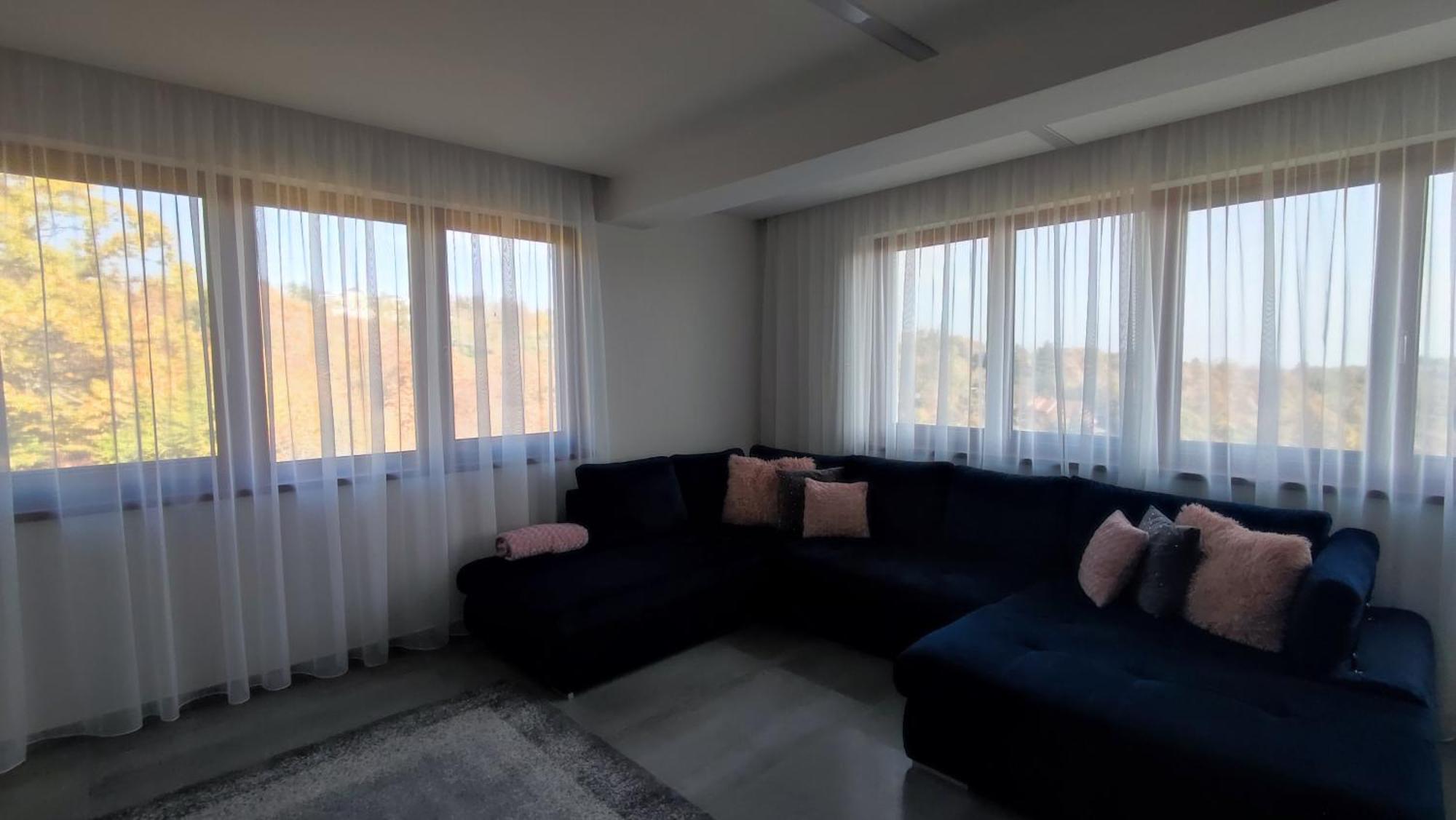 Gamma Apartmanok Es Jakuzzi Miskolc Zimmer foto